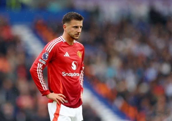  記者：阿莫林迫切希望芒特復(fù)出，他認(rèn)為后者是10號(hào)位理想人選